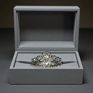 Elegant Dark Silver Tiara Ring/ Crystals